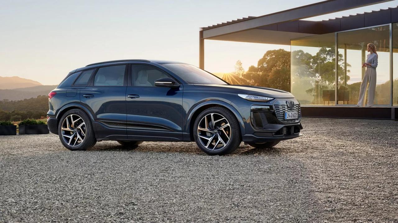 Audi Q6 e-tron SUV 2025